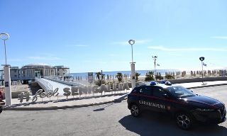 Senigallia - Scoperto laboratorio domestico della droga: denunciato un 33enne
